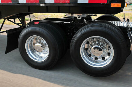 6x2 Lift Axle - Adaptive Loading on a semi truck